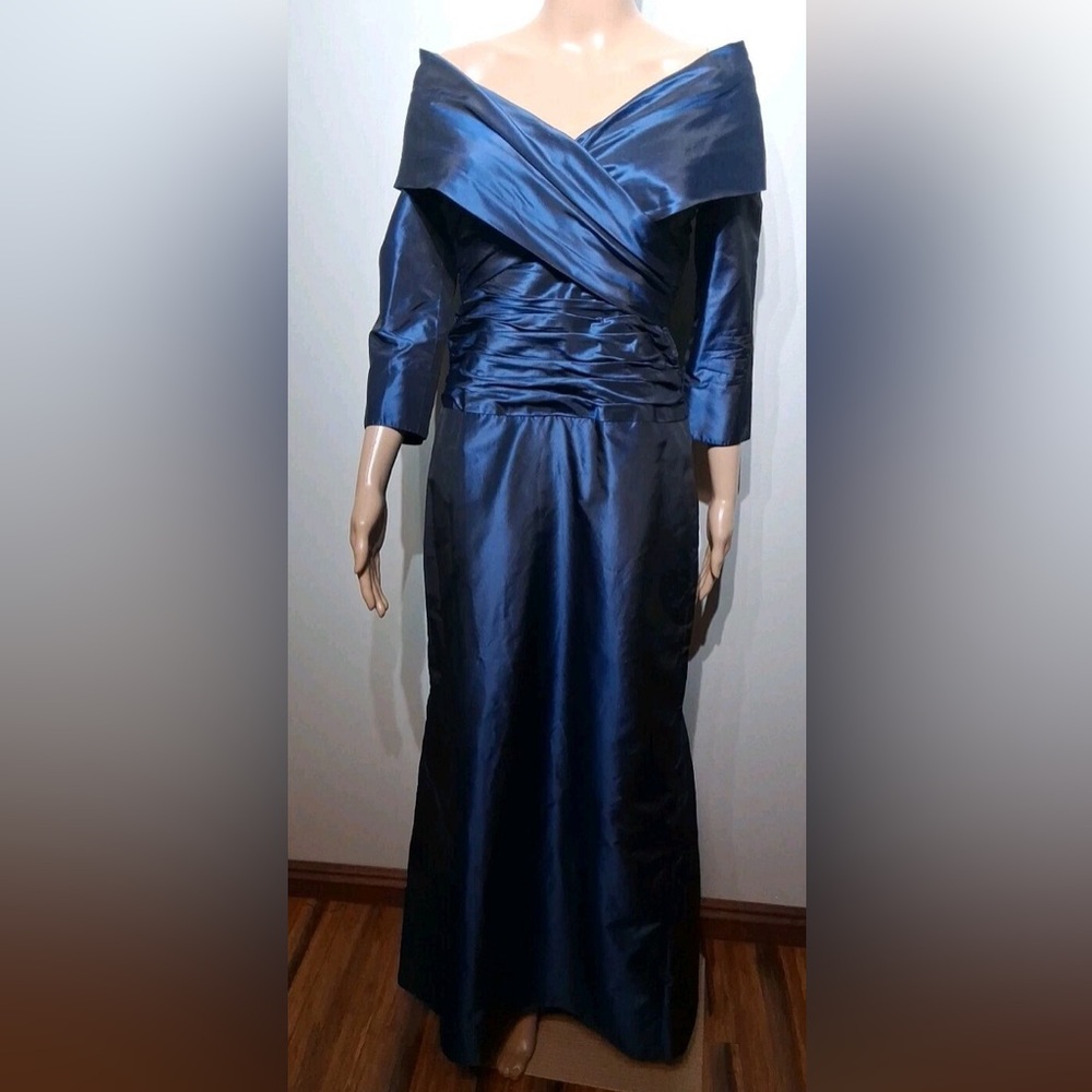 Terri John Mother of the Bride Blue Evening‎ Gown size 6